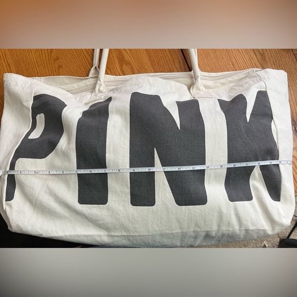 NWT PINK Victoria’s Secret Large Canvas Tote Duffel Bag Cream w/Black print. - Picture 4 of 11